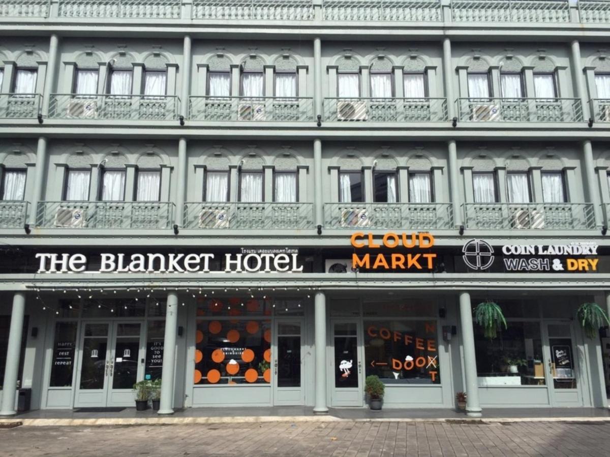 The Blanket Hotel Phuket Old Town Extérieur photo